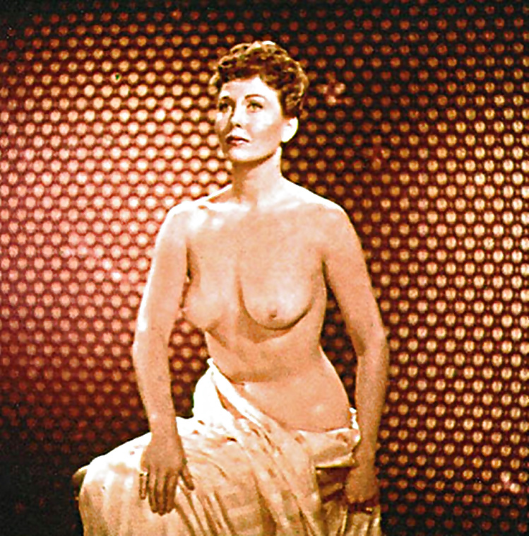 Hazel court Vintage british actress. #17104952