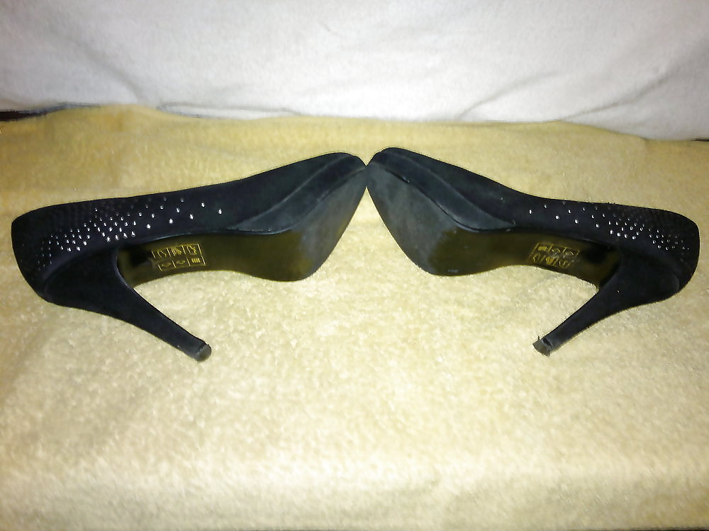 Schwarze Pumps mit Perlen an der Seite mit ca. 8 cm Absatz #9996213