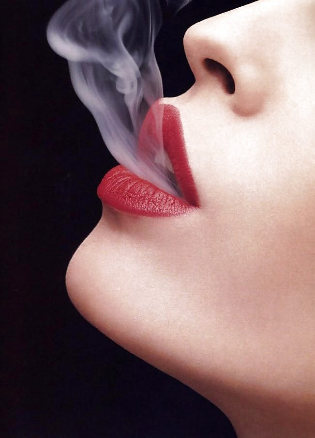 Belles fumeuses #8322021