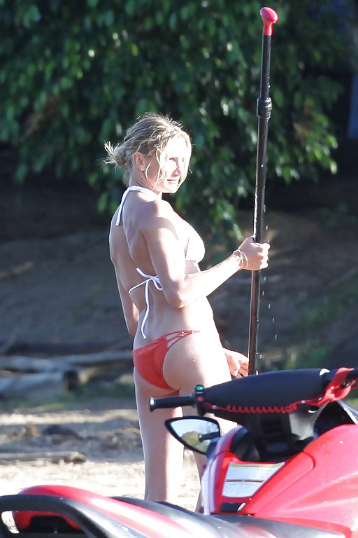 Celeb, Nips Schlüpft & Db #6482192