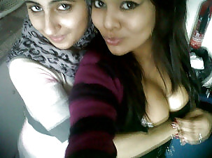 Indio bengalí 
 #18897800