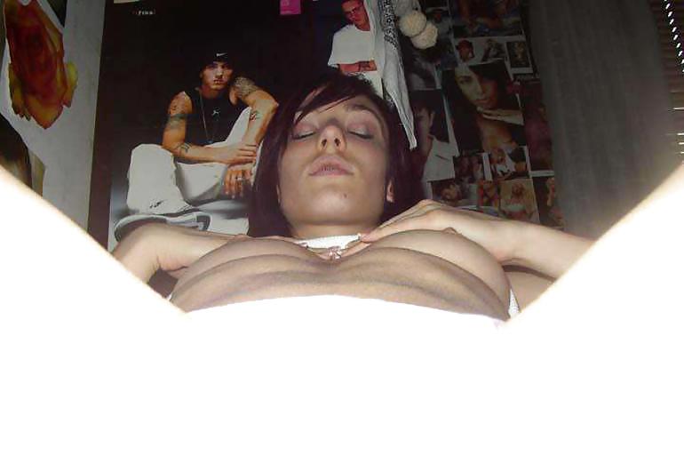 Amateur 9 #4547749