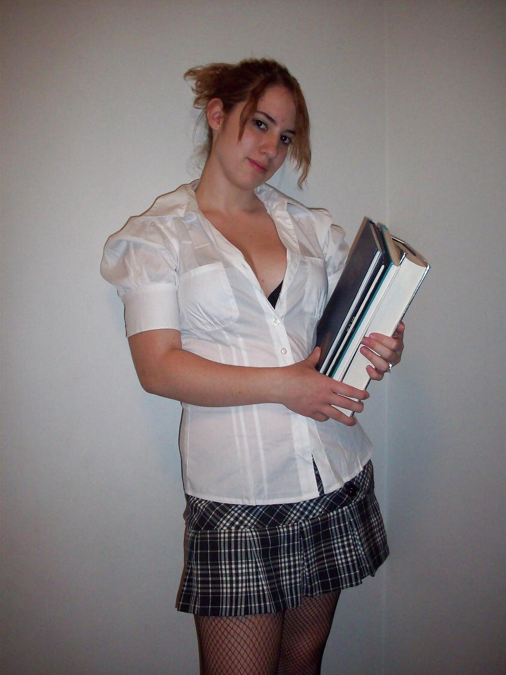 AMATEUR IN SCHOOLGIRL OUTFIT #10689512