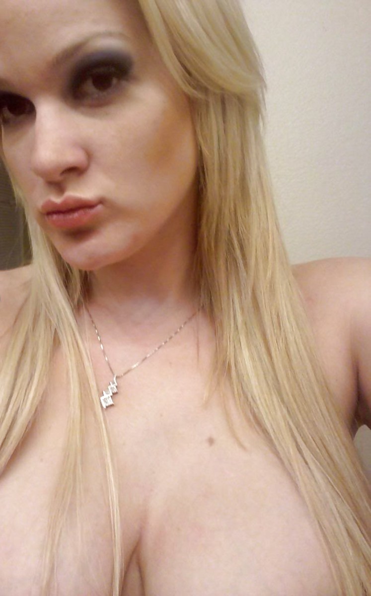 Sexy énorme Tit Bimbo Blonde #12137760