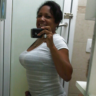Yolanda la perra
 #18415528