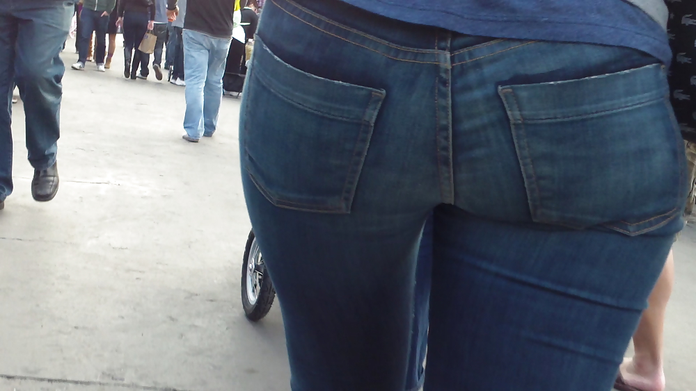 Teen butts & ass in jeans up close in public #8532861