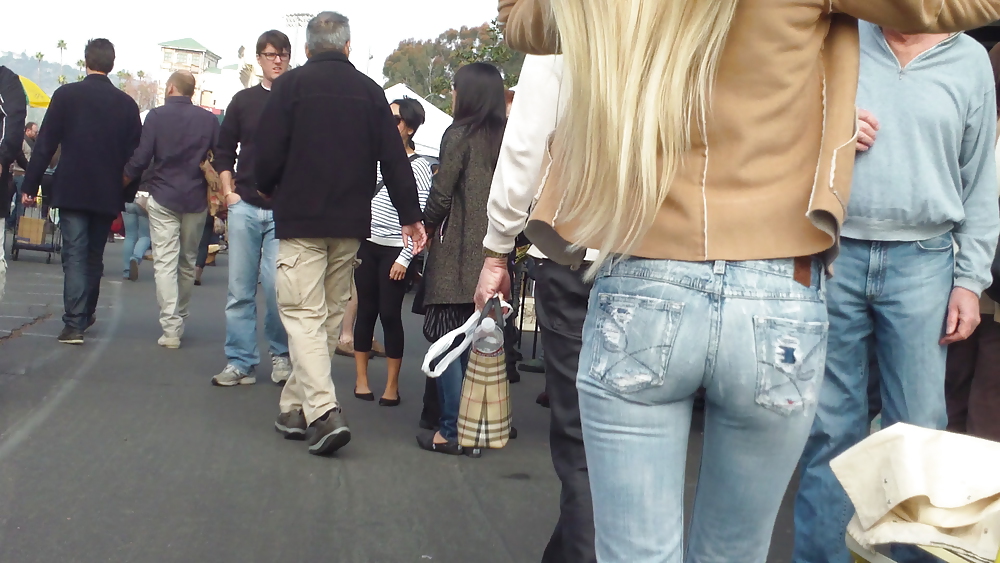 Teen butts & ass in jeans up close in public #8533078