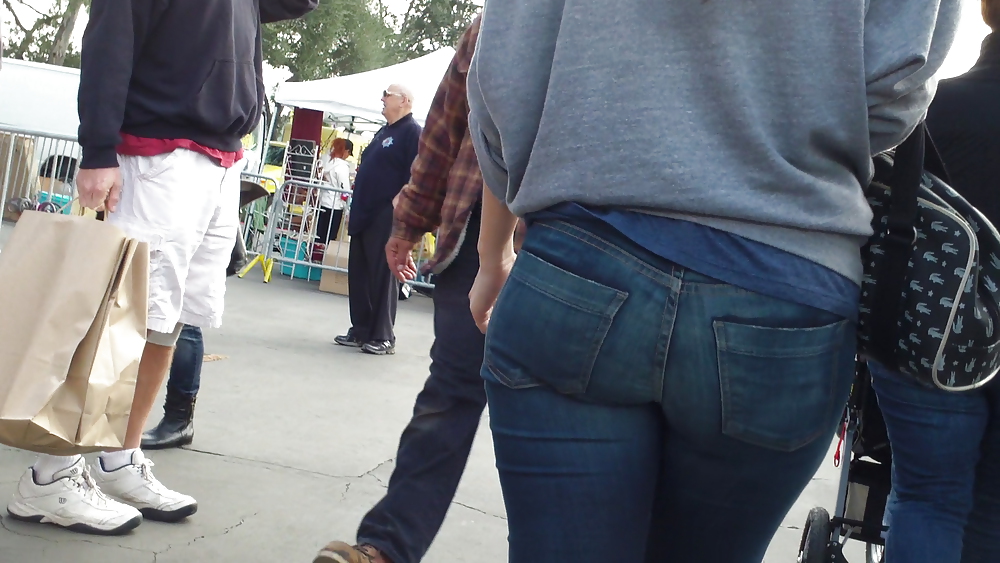 Teen butts & ass in jeans up close in public #8533115