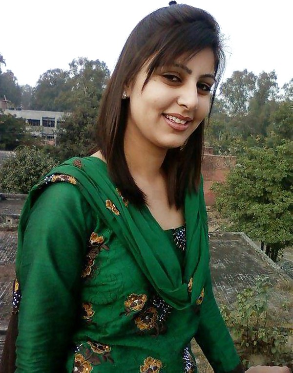 私はパキパキのパキスタンの女の子が大好きです。
 #13486348