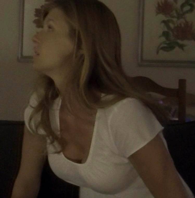 Connie britton
 #6718672