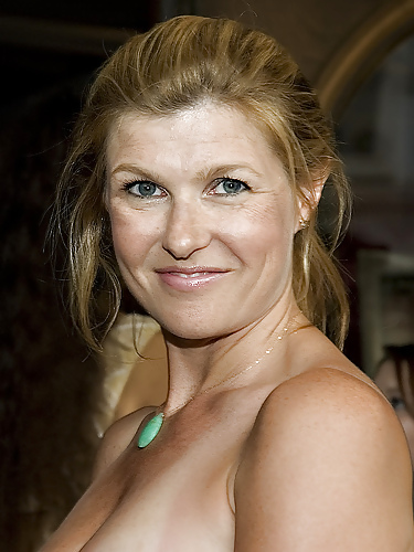 Connie britton
 #6718693