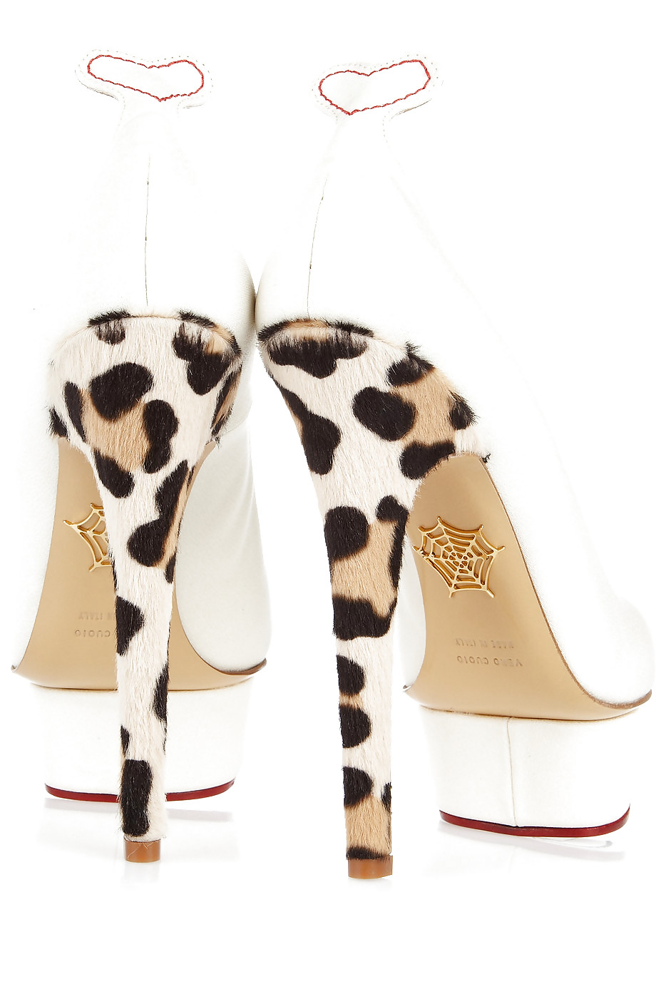 Some sneakers  #9634512