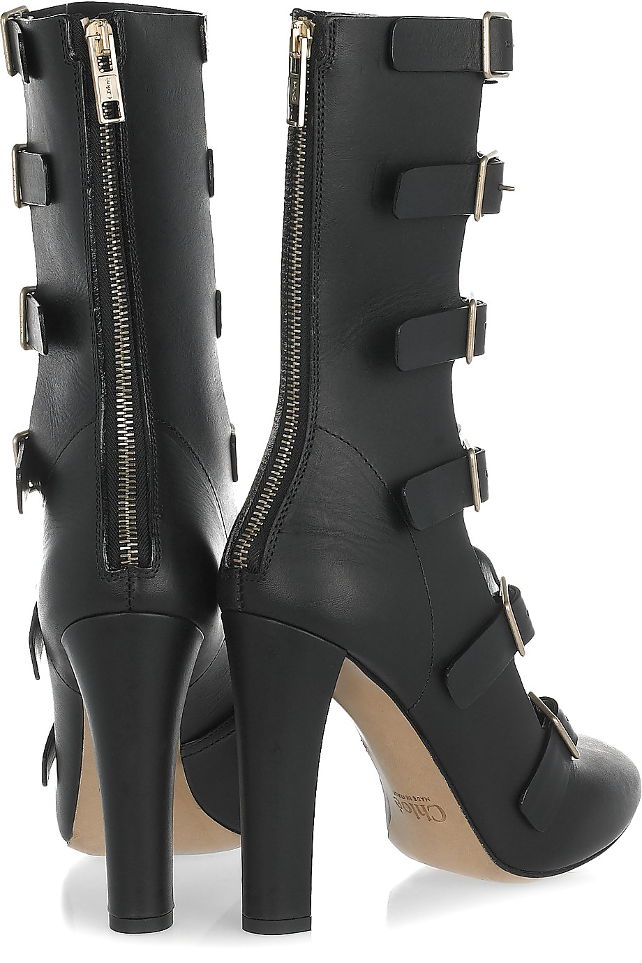 Some sneakers  #9634535