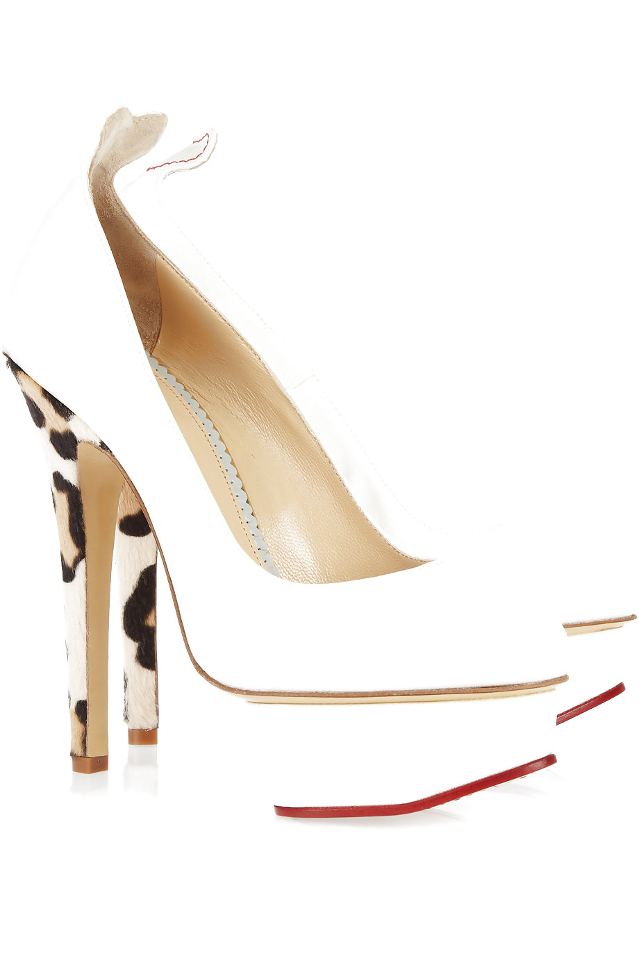 Some sneakers  #9634561