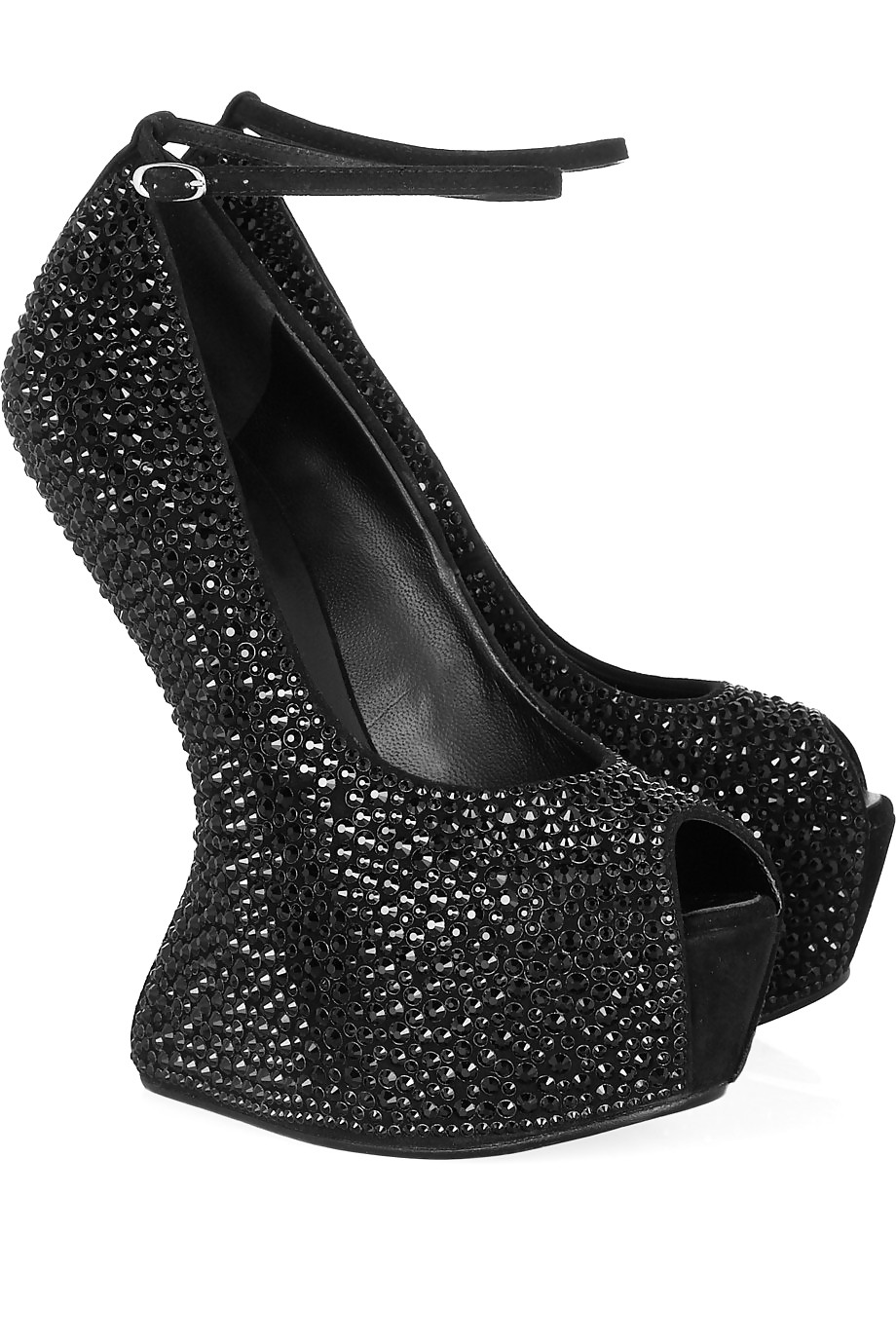 Some sneakers  #9634566