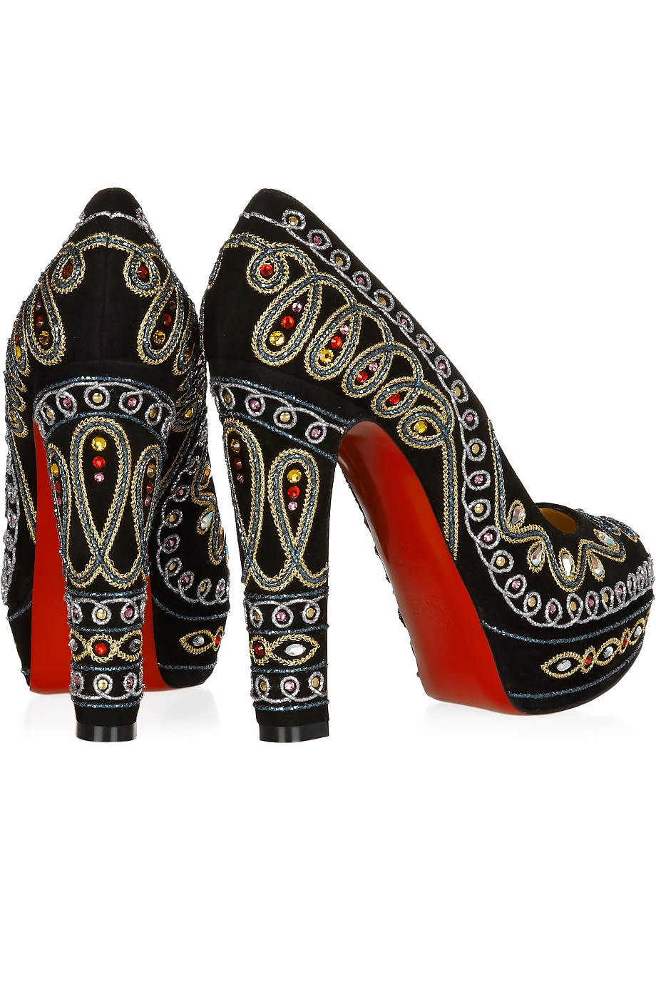 Some sneakers  #9634586