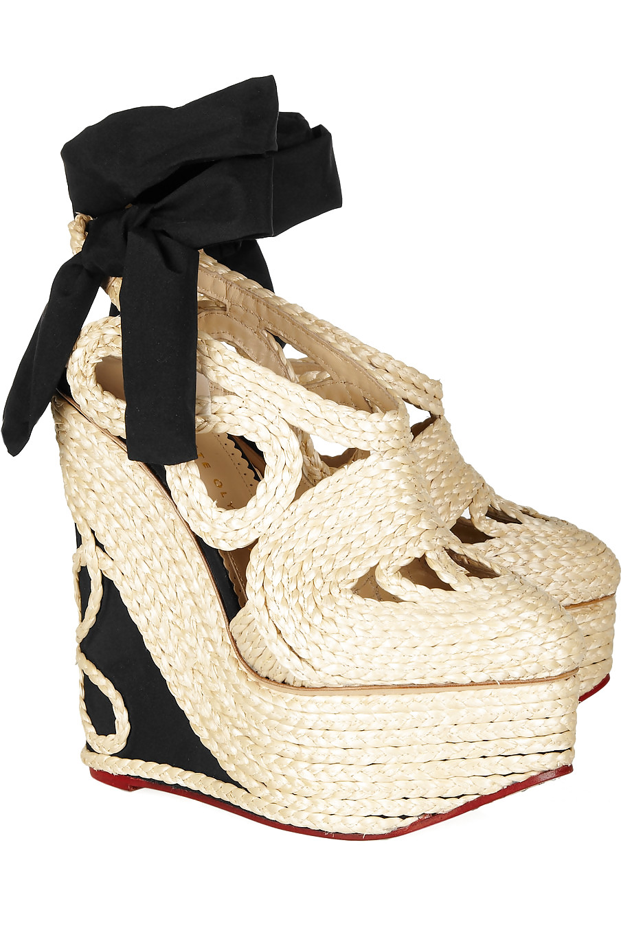 Some sneakers  #9634702