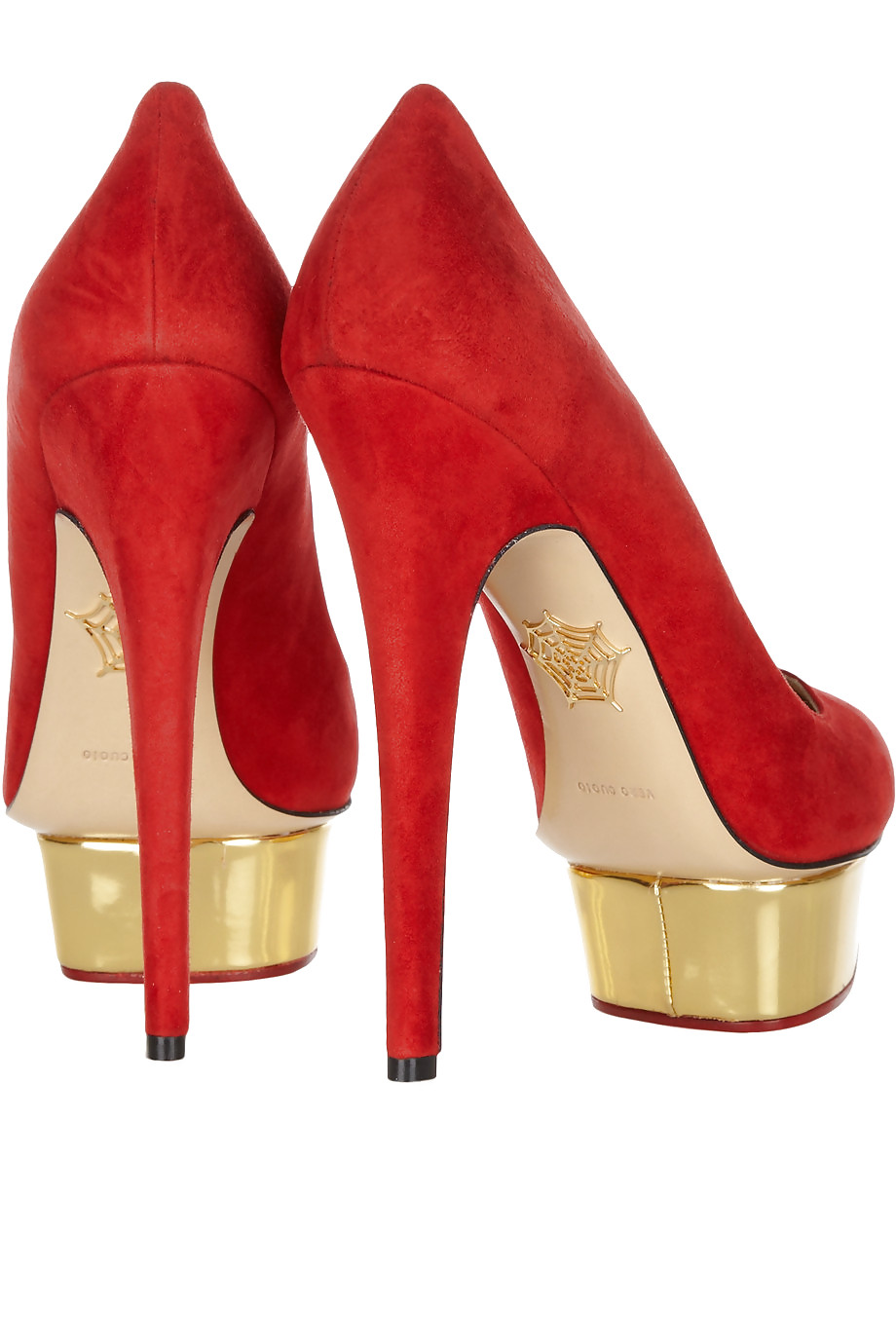 Some sneakers  #9634793