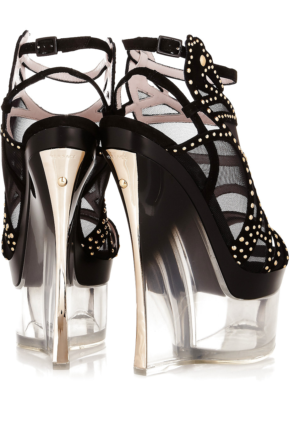 Some sneakers  #9634852