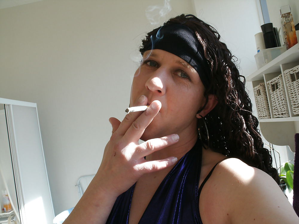 スモーキング
 #16243496