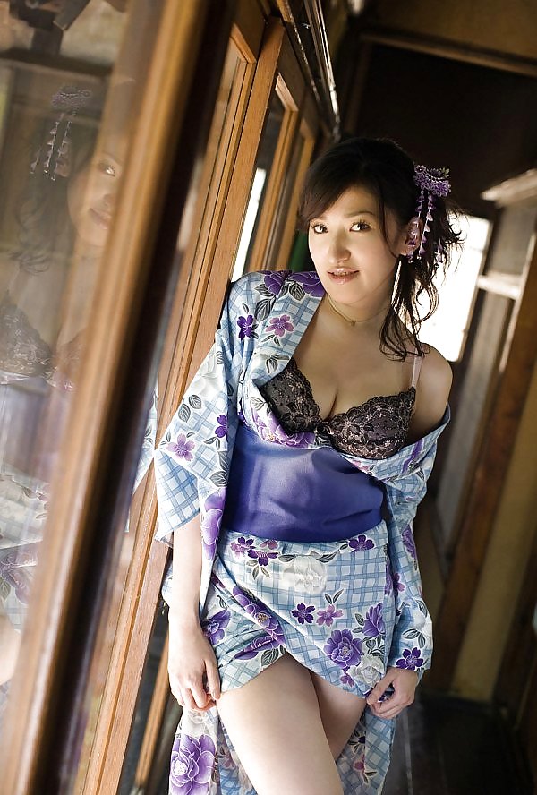 Eine Schöne Traditionelle Japanische Babe! #1043228