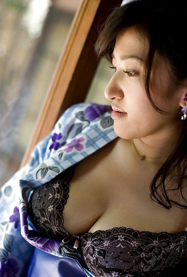 Eine Schöne Traditionelle Japanische Babe! #1043314
