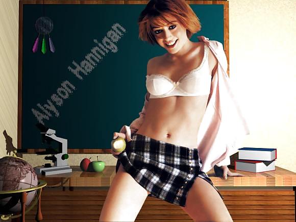 Alyson Hannigan #22446270