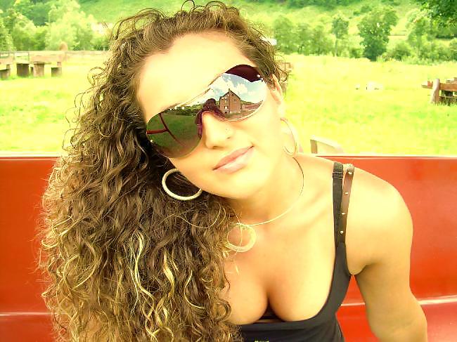 ルーマニアの女の子 11
 #19417320