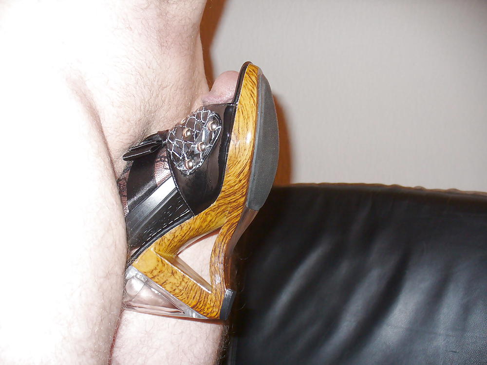 Shoes and Nylon #9782185