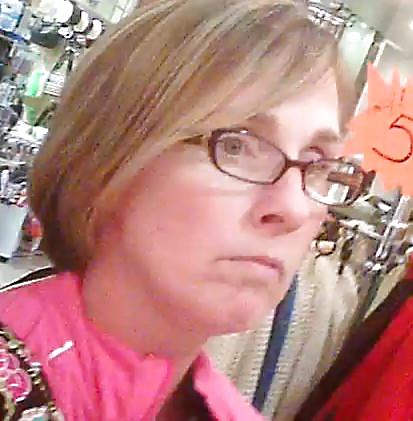 セクシーなブロンドの女性
 #17925721