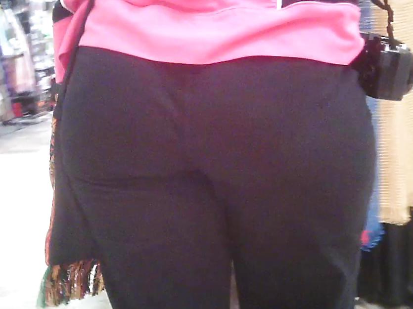 セクシーなブロンドの女性
 #17925778