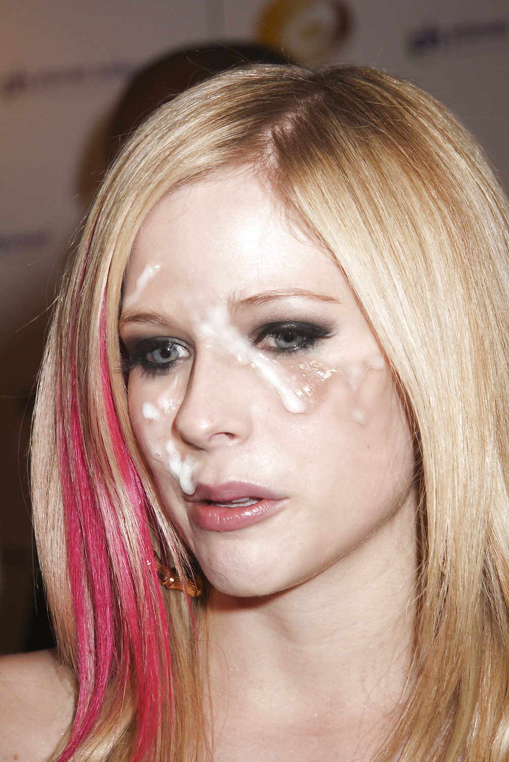 Avril 
 #12577624