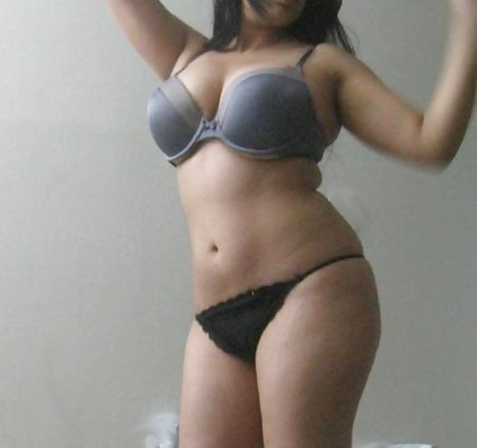 私の友人の妻 - code priya
 #5993043