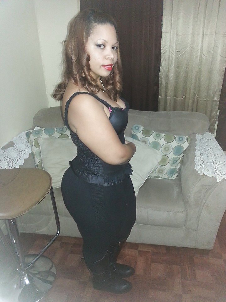 BIG SEXY DOMINICAN MAMA #22797411