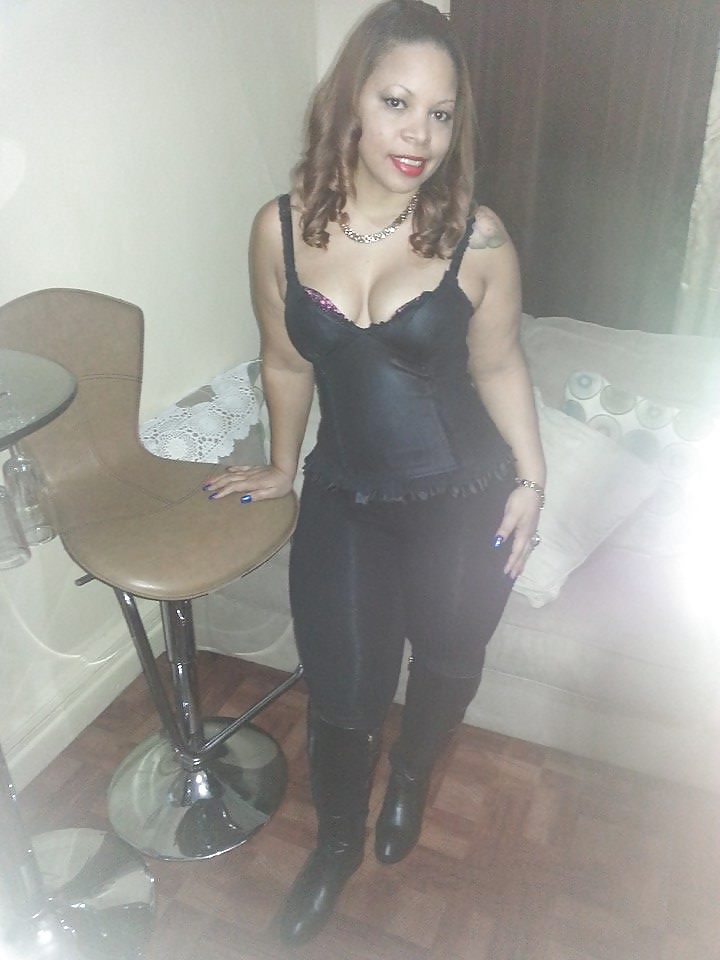 Big Sexy Dominikanische Mama #22797436