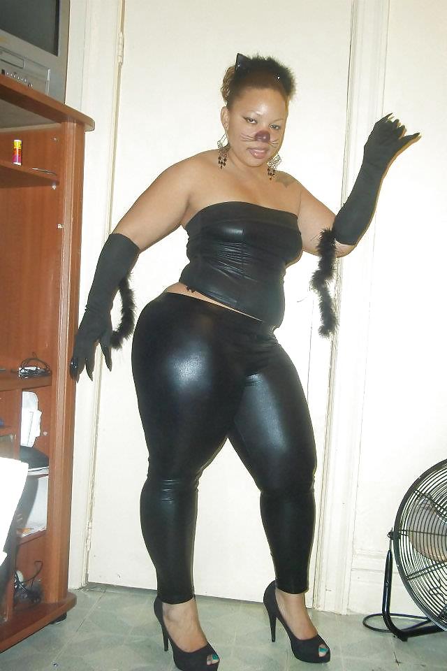 Big Sexy Dominikanische Mama #22797471
