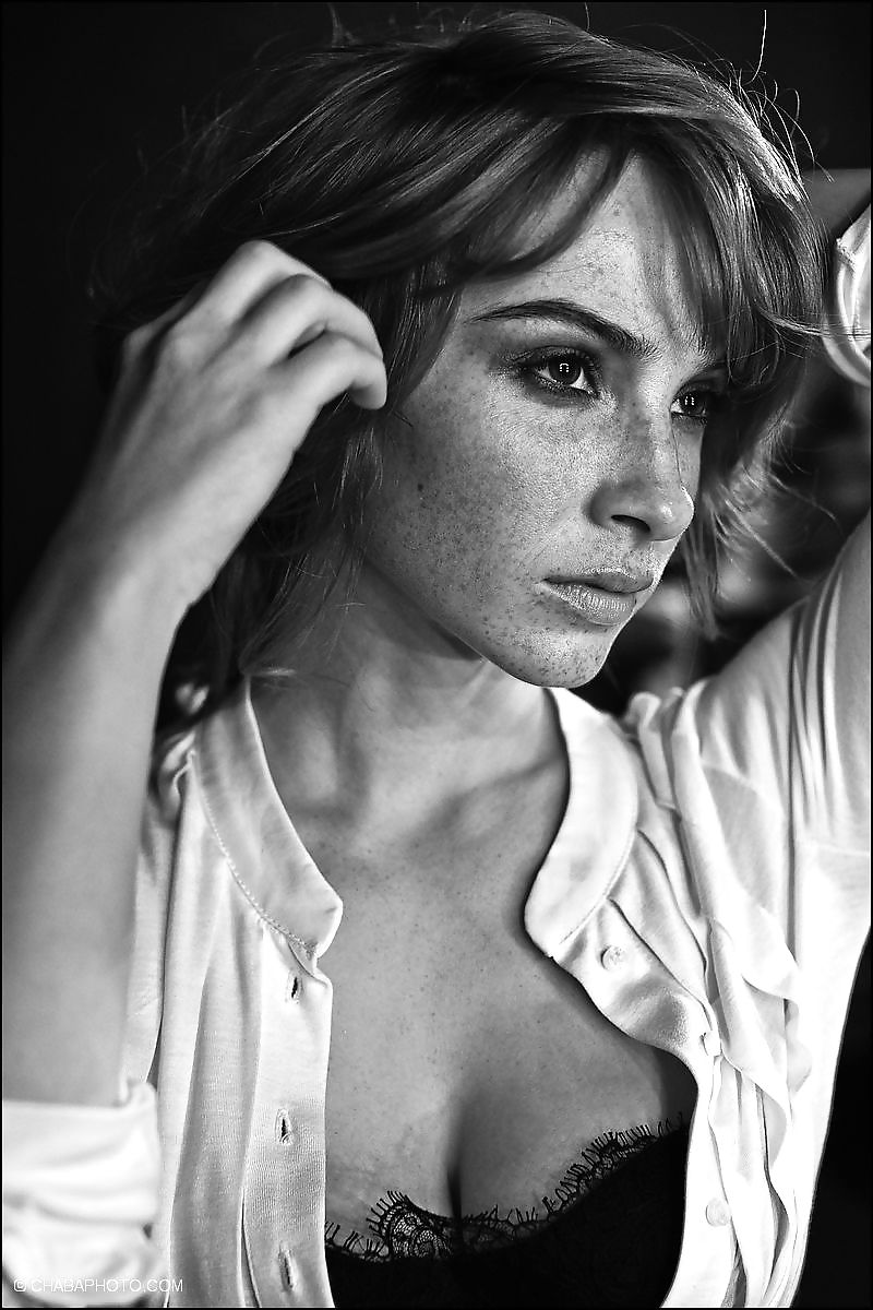 Eva Vica Kerekes  #9389720