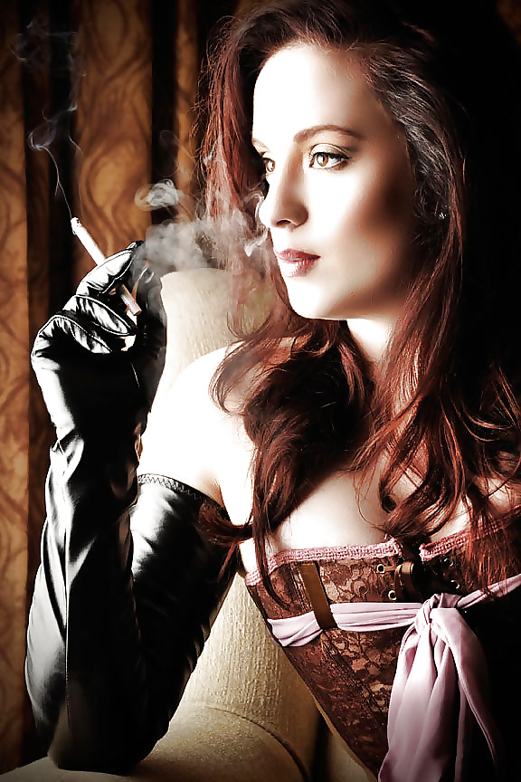 SEXY & ENTICING SMOKERS- I I I #16573636