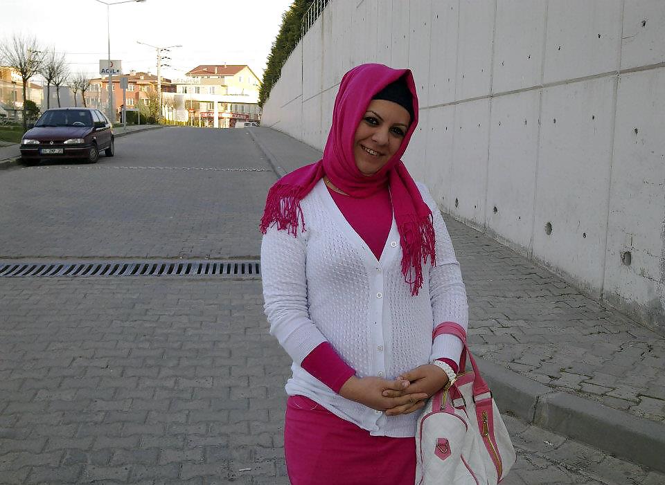 Hijab Arab Turc, Turban Portant Renouvellement Est éteint #16115808