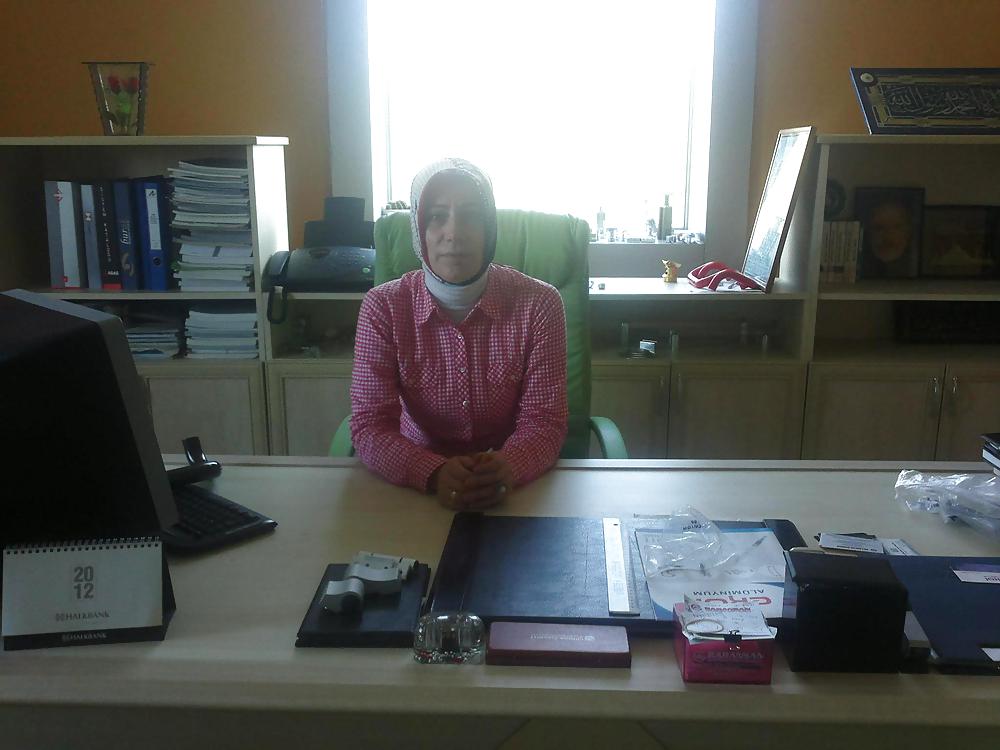 Türkisches Arabisches Hijab, Turban Tragenden Verlängerung Ausgeschaltet Ist #16115878