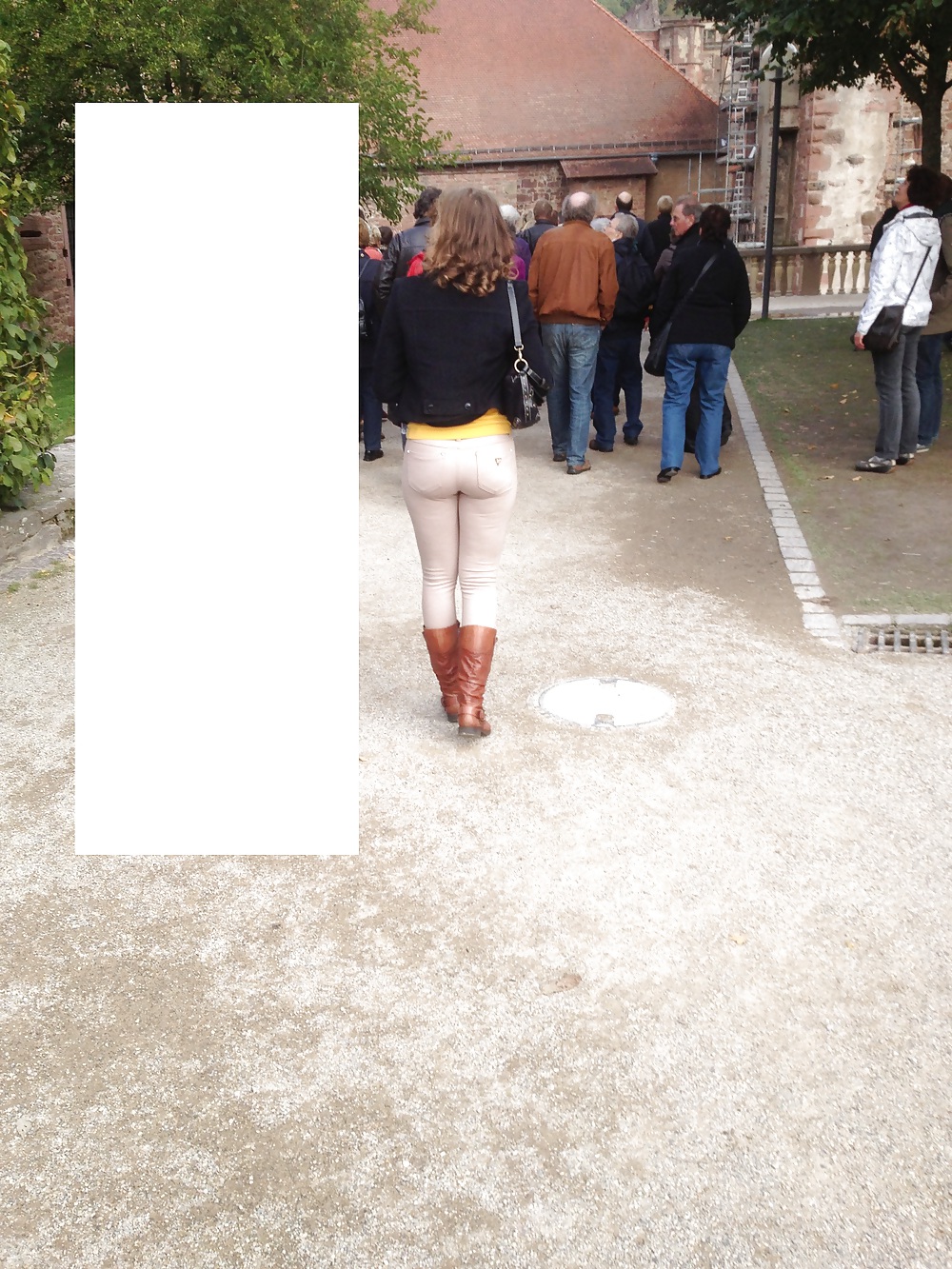 Candid Ass in tight Jeans and Boots - Voyeur #12048371