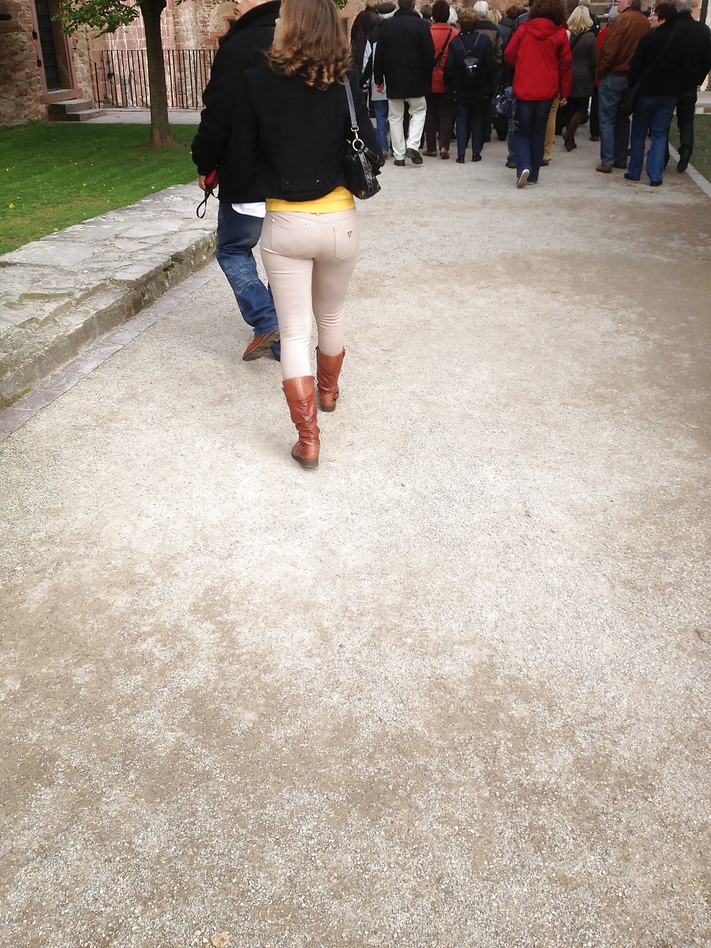 Candid Ass in tight Jeans and Boots - Voyeur #12048435