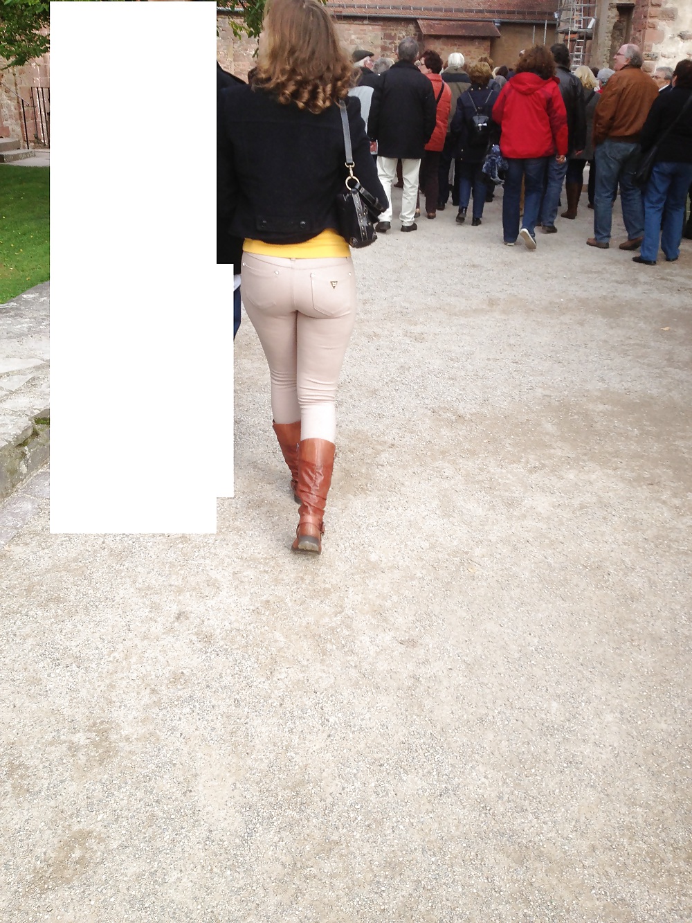 Candid Ass in tight Jeans and Boots - Voyeur #12048453