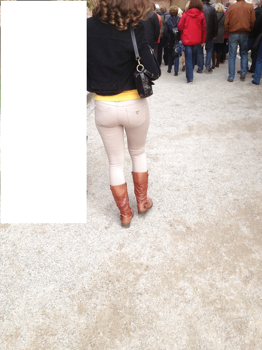 Candid Ass in tight Jeans and Boots - Voyeur #12048475