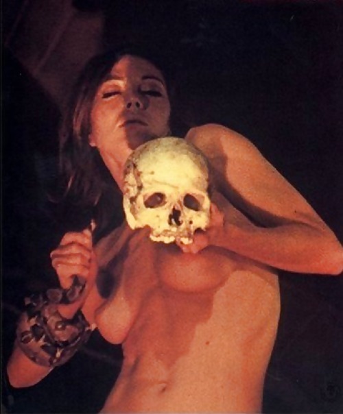 Rituales sexuales
 #7309685