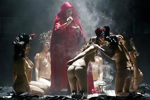 Rituales sexuales
 #7309698