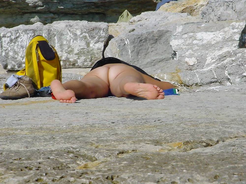 Vecchie nudiste della spiaggia
 #391251