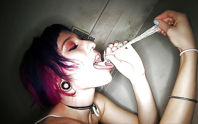 Amateur Schwanzlutscher #20877845