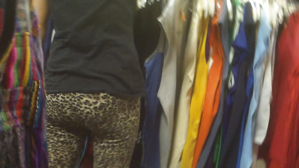 Popular teen girls butts & ass in jeans #21497292