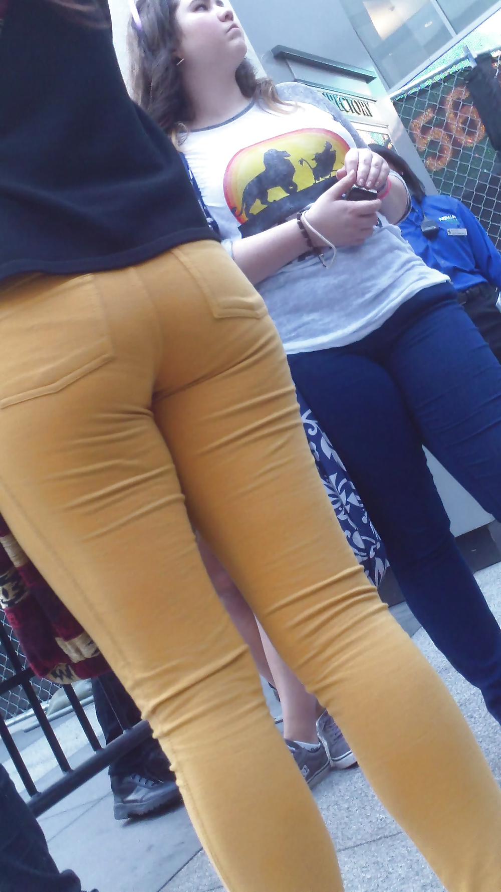 Popular teen girls butts & ass in jeans #21497811